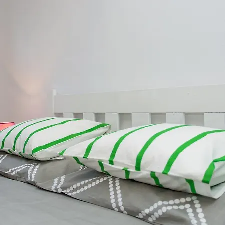 Apartman Studio Tea 1 Guest house 3*